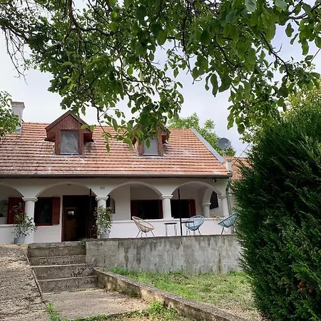 Holiday home Hortenzias Haz *